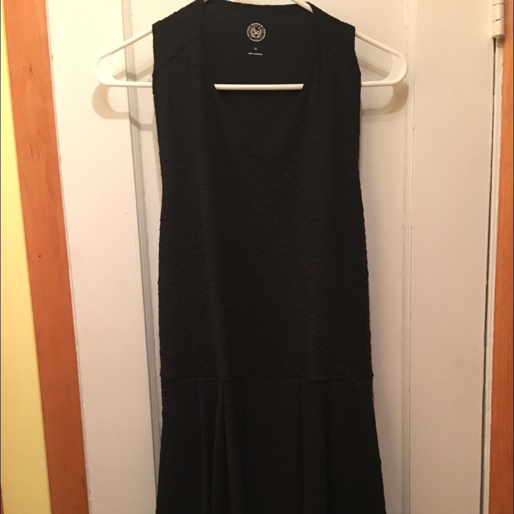 Never worn Sonoma backless dress